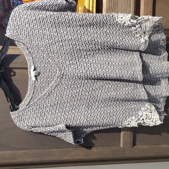 American Eagle Outfitters Tops - 🐻    American Eagle Top Size M